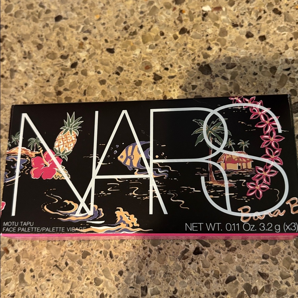 New in box NARS Motu Tapu Face Palette trio limited edition
